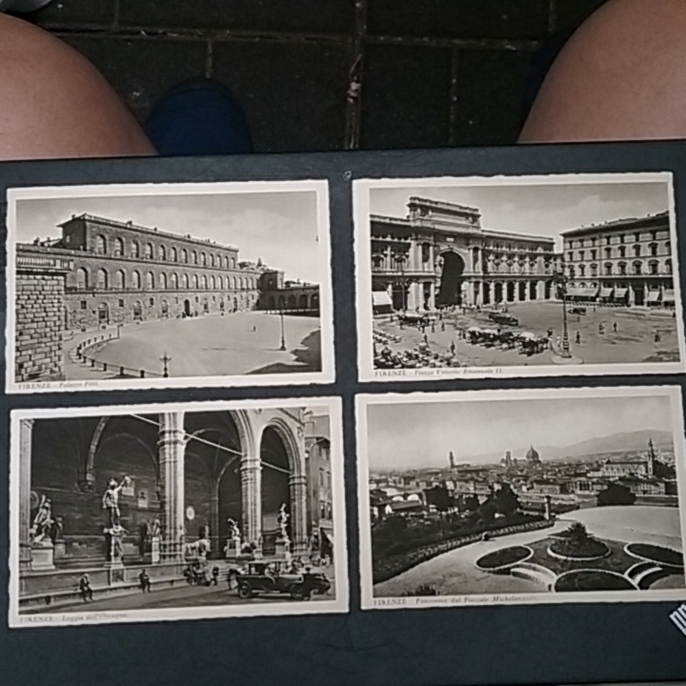 (13) 1935 unused Firenze postcards